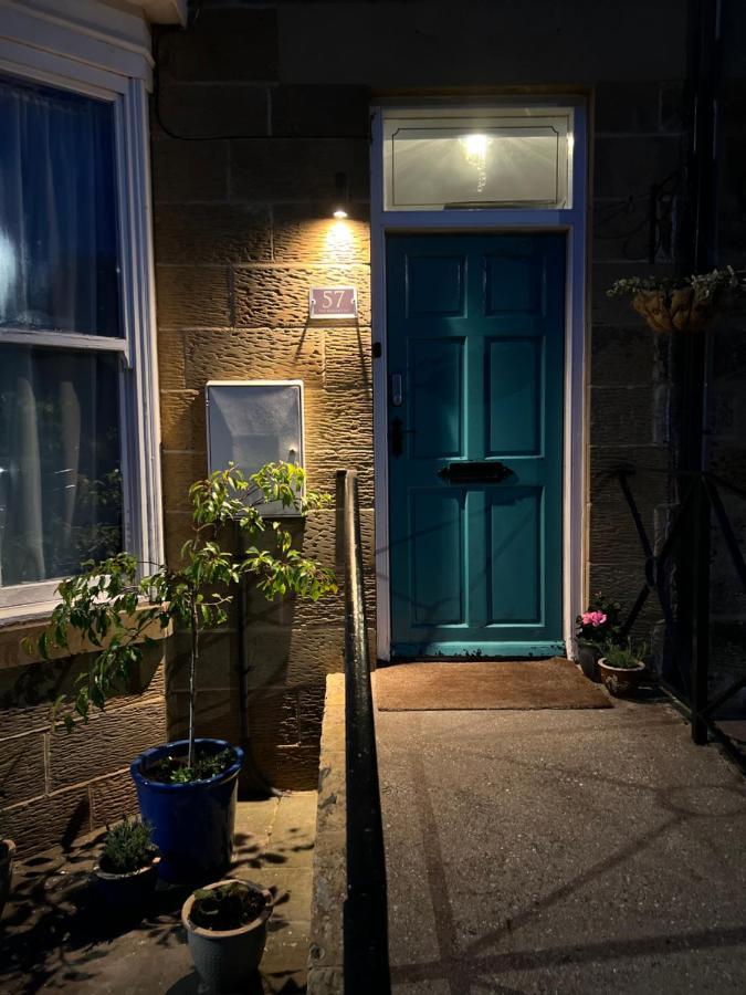 The Badger Set Apartment Hinderwell Exterior photo